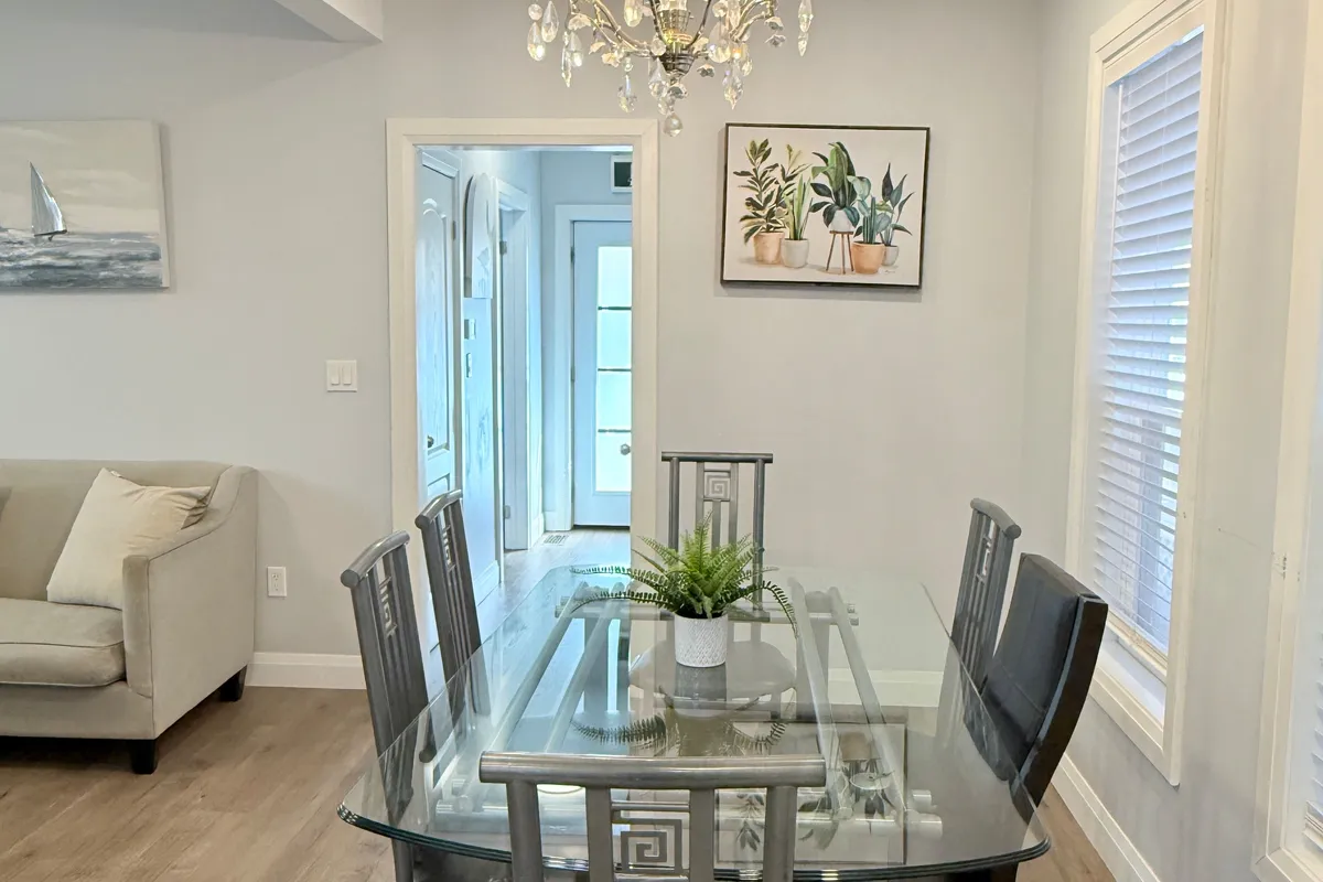 4577 Victoria Avenue, ON L2E 4B5