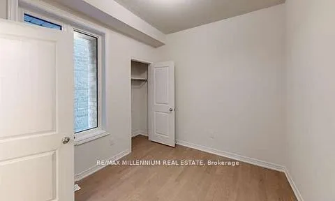 335 Leanne Lane, ON L9V 1Y3