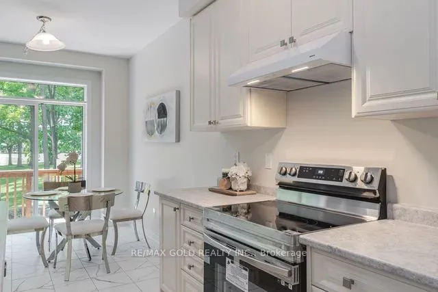 27 Sundin Drive, ON N3W 0H1