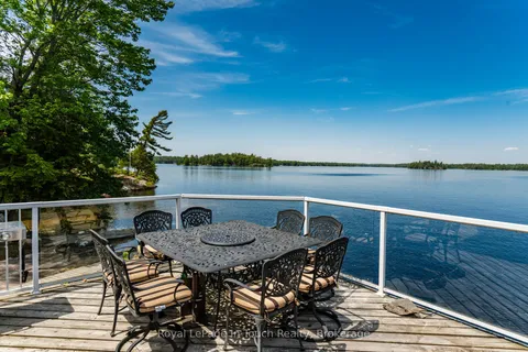 4 Is 270 Six Mile Lake Island, ON L0K 1S0