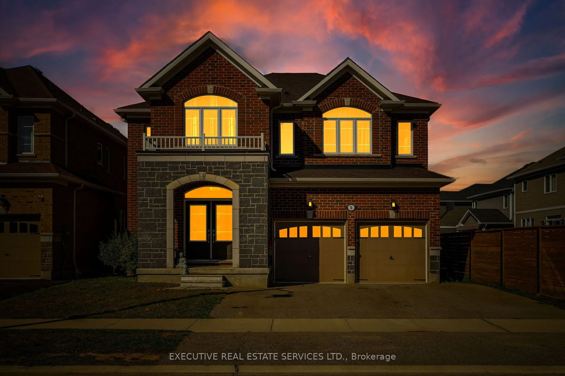 5 Drake Avenue, ON N3L 0H9