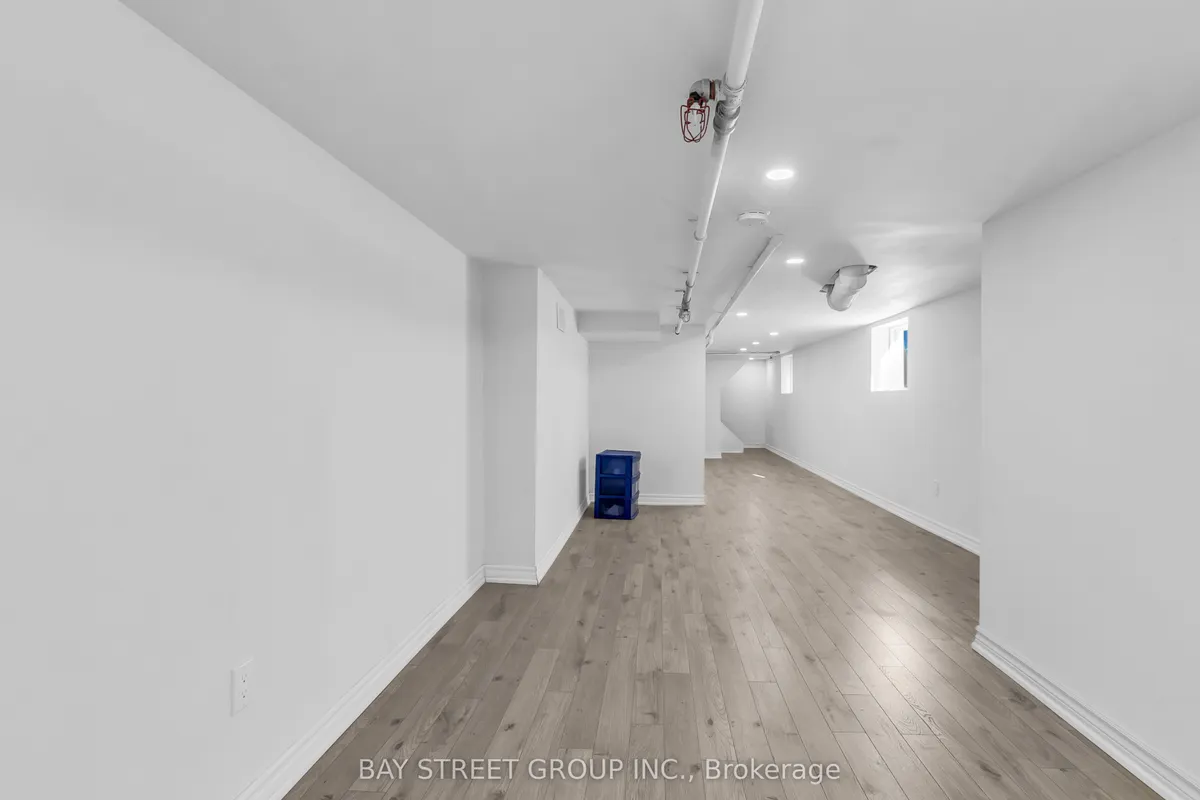 280-282 Campbell Avenue, ON N9B 2H2