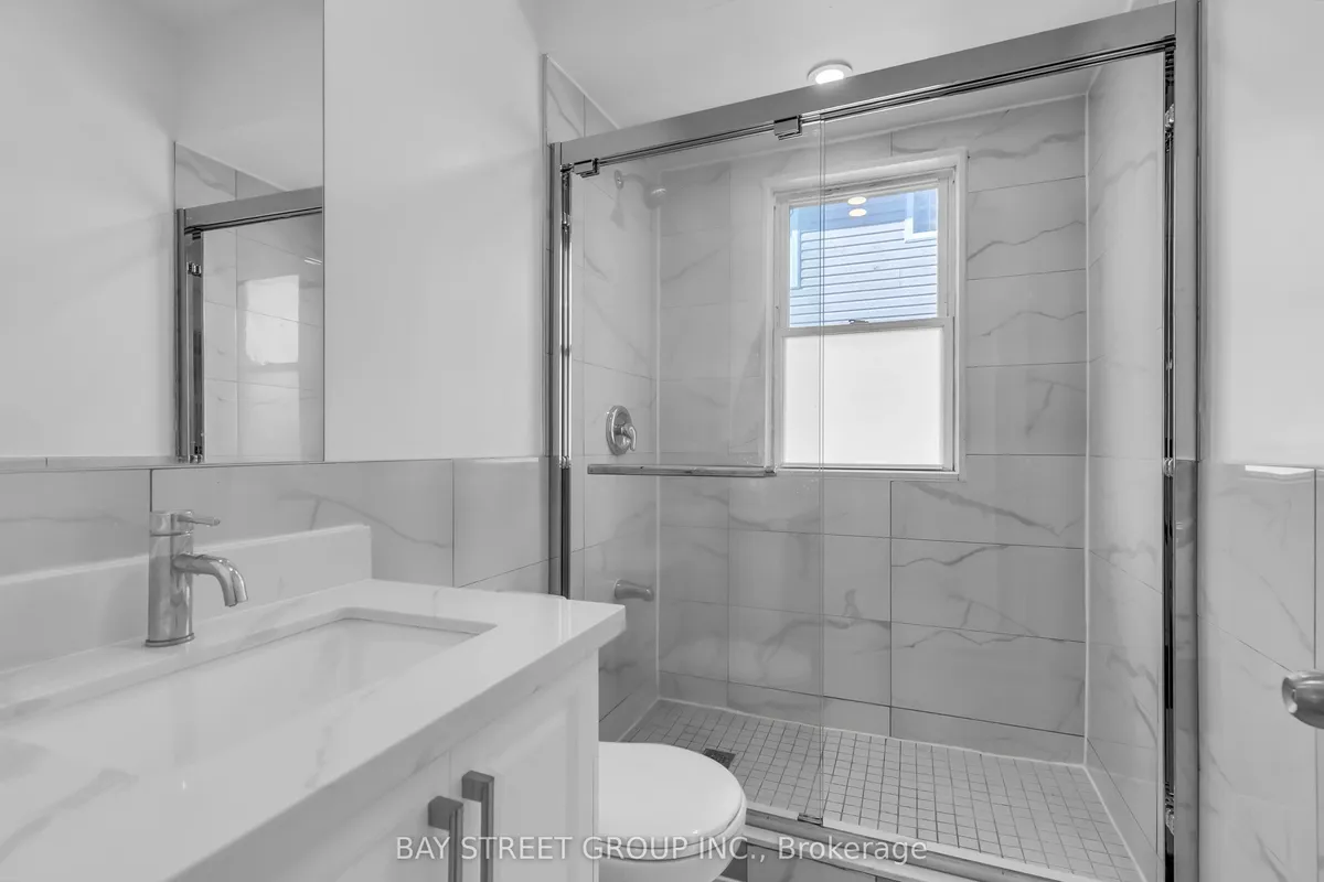 280-282 Campbell Avenue, ON N9B 2H2