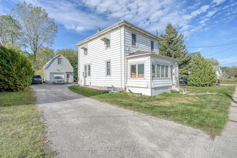 208 Victoria Street, ON N5C 2N1