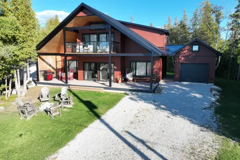 315 SHORELINE Avenue, ON N0H 2T0