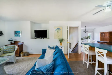 26 Country Crescent, ON N4L 1L7