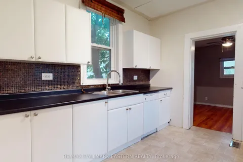 655 George Street, ON K9H 3S7