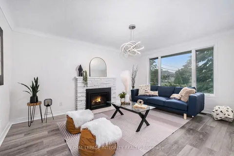 20 Newhaven Street, ON K2G 0X5