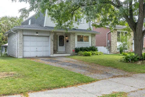 34 Woodridge Drive, ON N1H 7E2