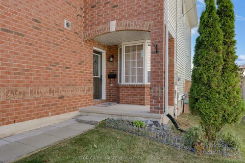 1396 Thornwood Crescent, ON K7P 3B5