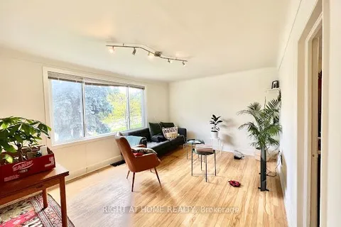 298 Churchill Avenue, ON K1Z 5B6