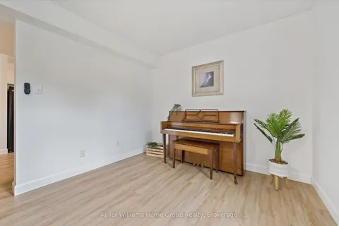 73 York Street, ON N0B 1S0