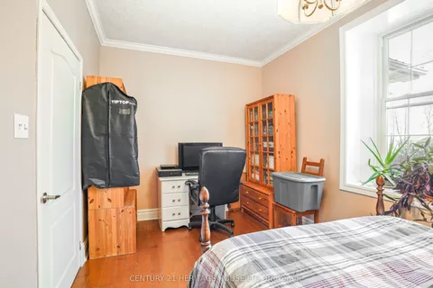 899 Keg Lane, ON N3L 3E2