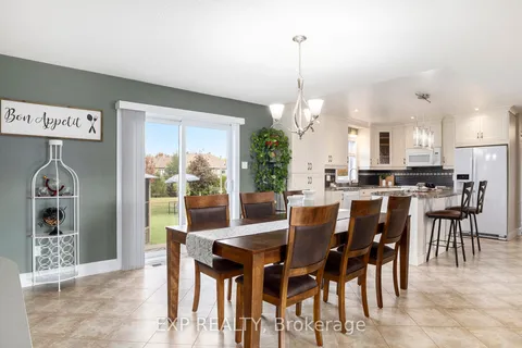 2003 Farisita Drive, ON K0A 3H0