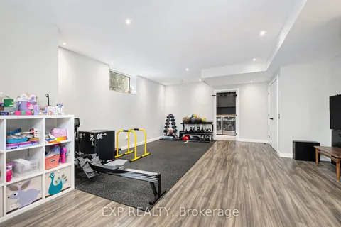 608 Byron Avenue, ON K2A 0E5