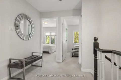 31 Saddlesmith Circle, ON K2M 2Y8