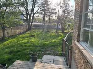 19 Brenda Court, ON N3R 2L8