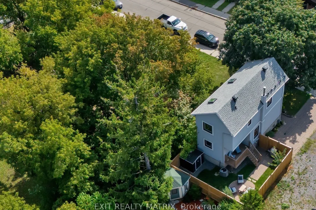 177 Hawthorne Avenue, ON K1S 0B4