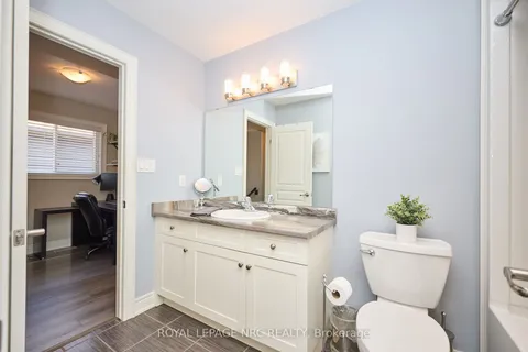 118 Roselawn Crescent, ON L3C 0C4