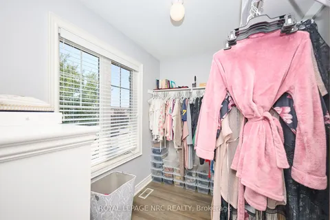 118 Roselawn Crescent, ON L3C 0C4