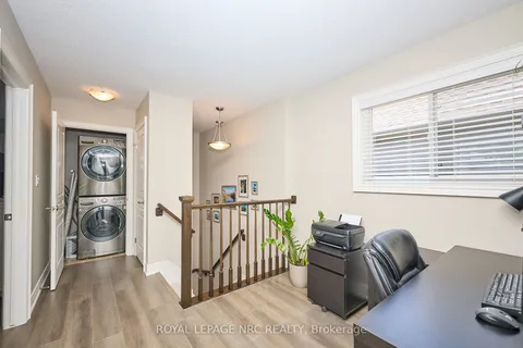 118 Roselawn Crescent, ON L3C 0C4