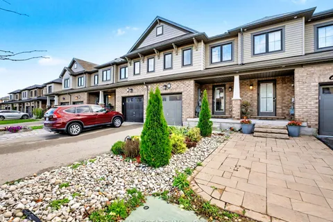 62 Sherway Street, ON L8J 0J3