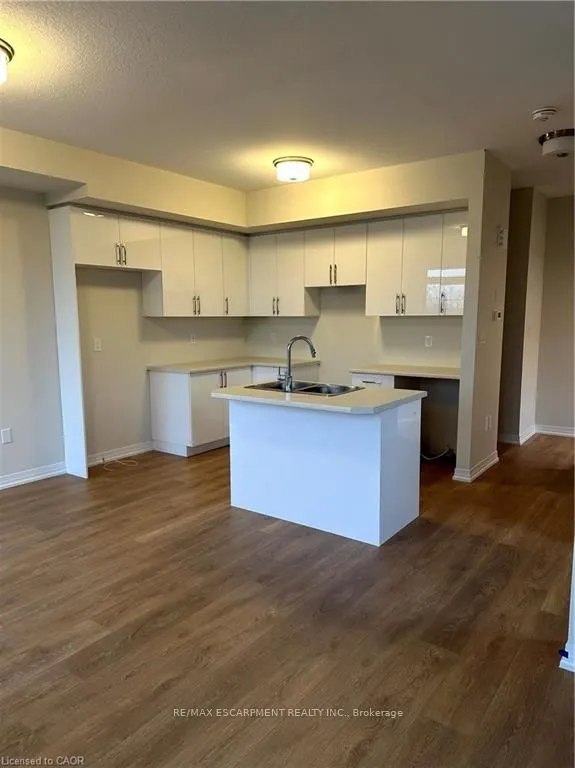 660 Colborne Street, ON N3T 5L5