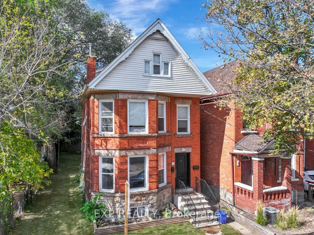 1 madison Avenue, ON L8L 5Y2