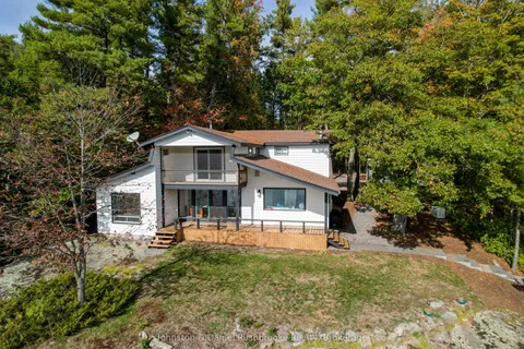 1042 El-Kee Point Lane N/A, ON P0B 1J0