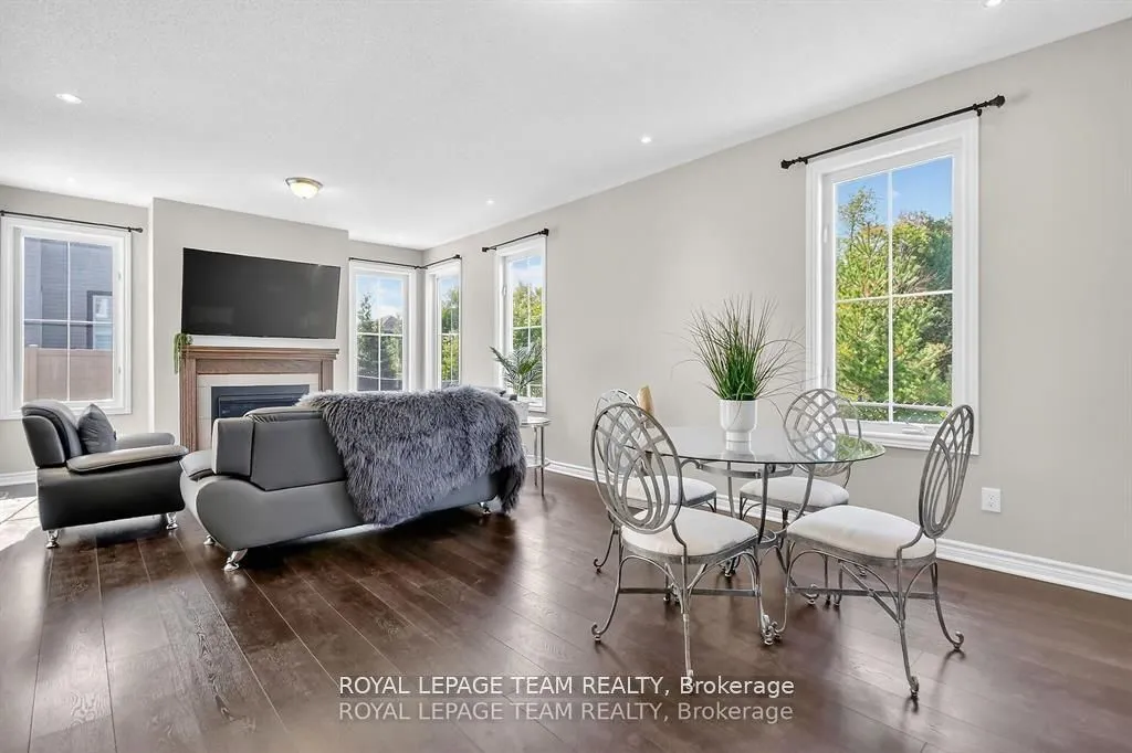 939 Whimbrel Way, ON K2J 6C5