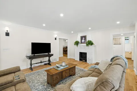 26 McCready Street, ON K6V 5N3