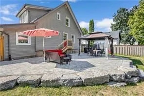 118 Main Street, ON N0J 1P0