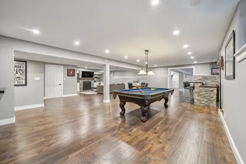 102 Concession 11 N/A, ON L8B 1H8