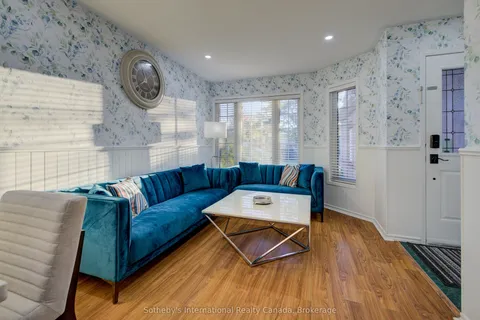 147 St. Lawrence Drive, ON L3C 7H6