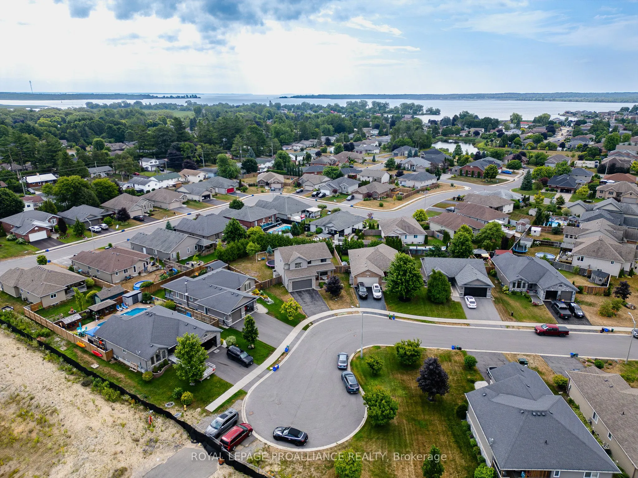 14 Pier Drive, ON K0K 1H0