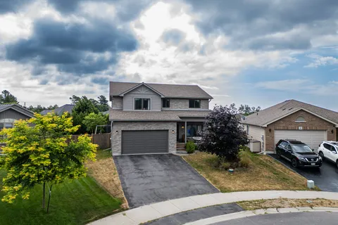 14 Pier Drive, ON K0K 1H0