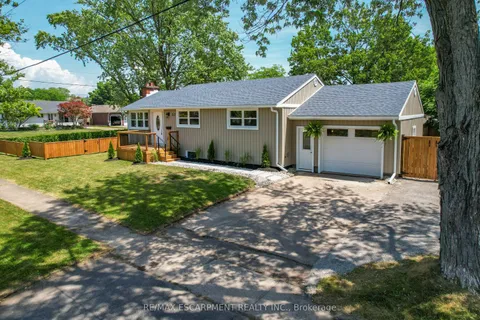 52 Valencourt Drive, ON L3C 1M8