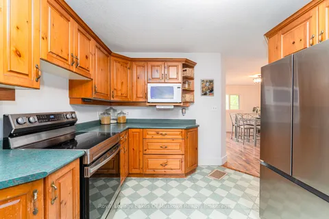 1075 Rocky Narrow Road, ON P1L 1X1