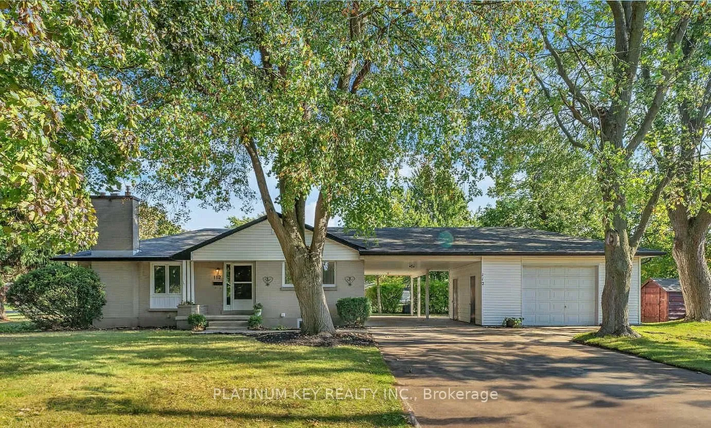 112 Ontario Street, ON N7G 1B6