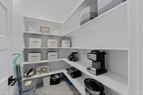 156 Lyon Street, ON K0A 1W0