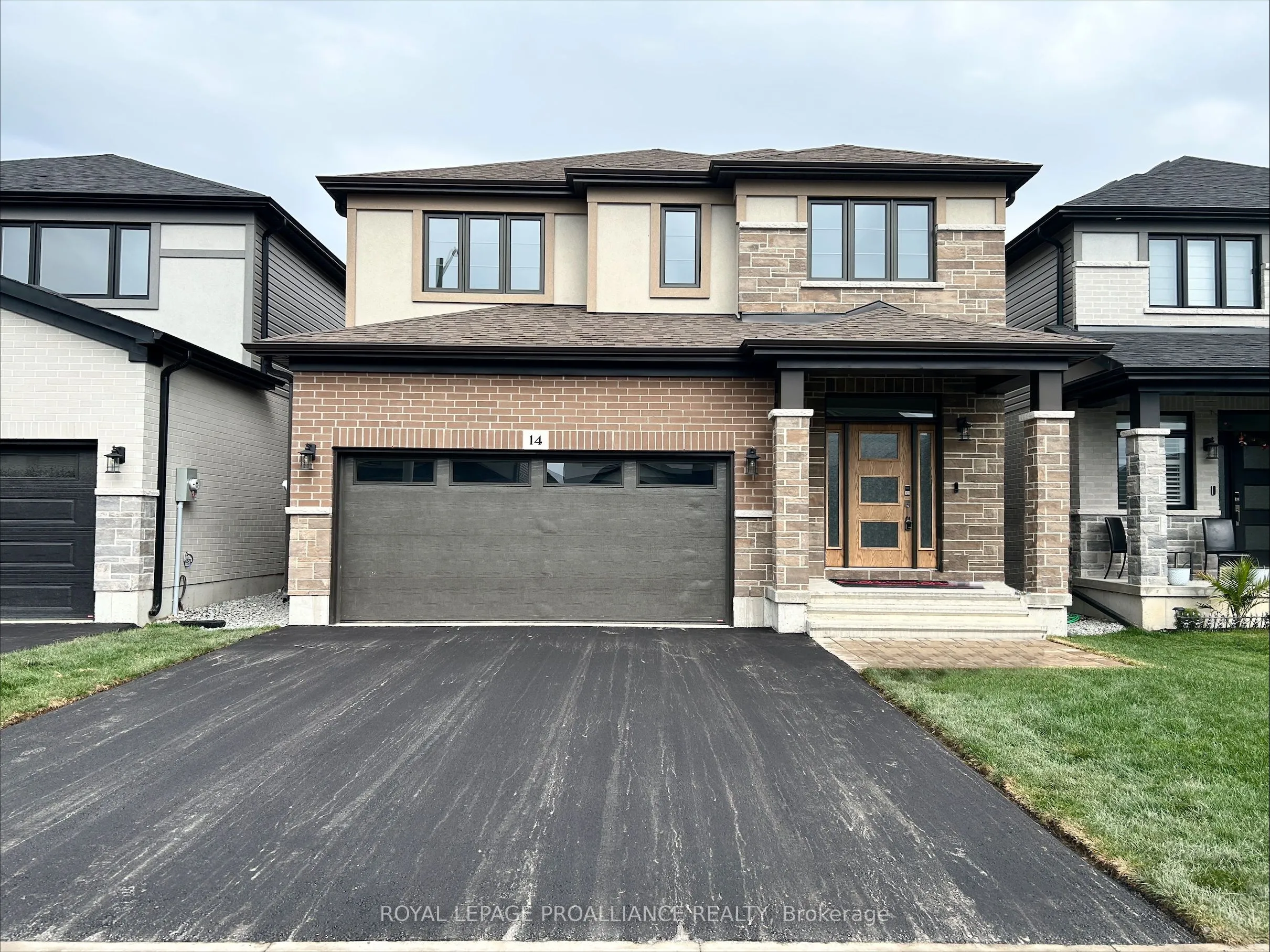 14 Peace River Street, ON K8N 0V6