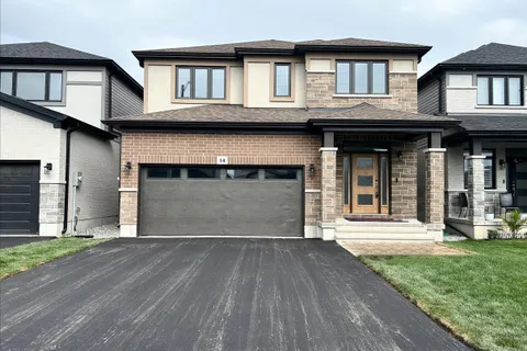 14 Peace River Street, ON K8N 0V6