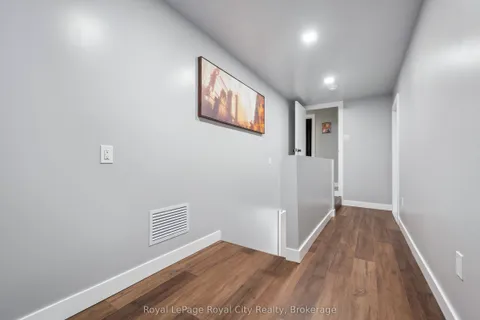 236 IRONWOOD Road, ON N1G 3G1