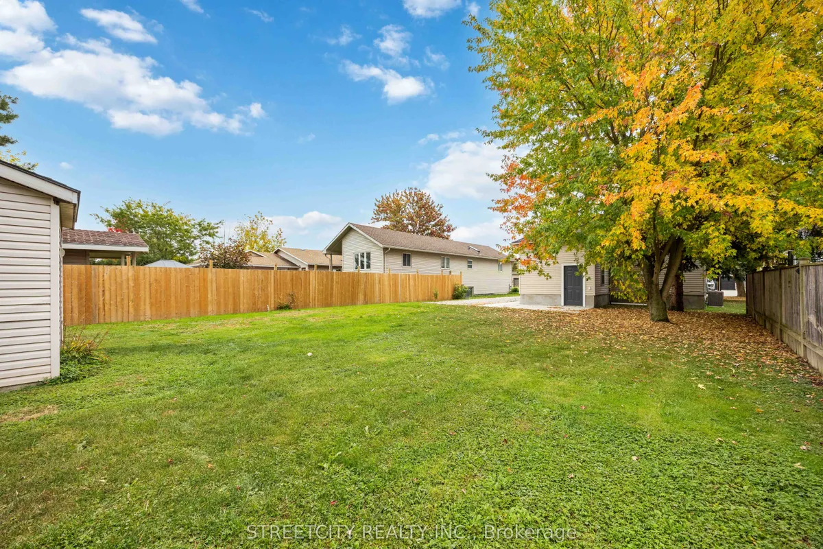 4482 Petrolia Line, ON N0N 1R0