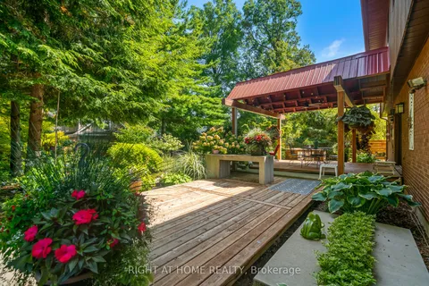 13 Oak Drive, ON L0S 1J0