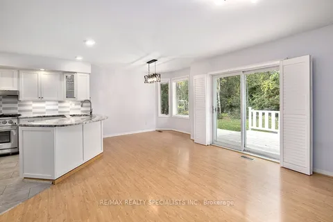 56 Middle Avenue, ON N4L 1A8