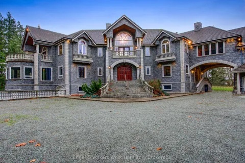 2050 Dunrobin Road, ON K2K 1X7