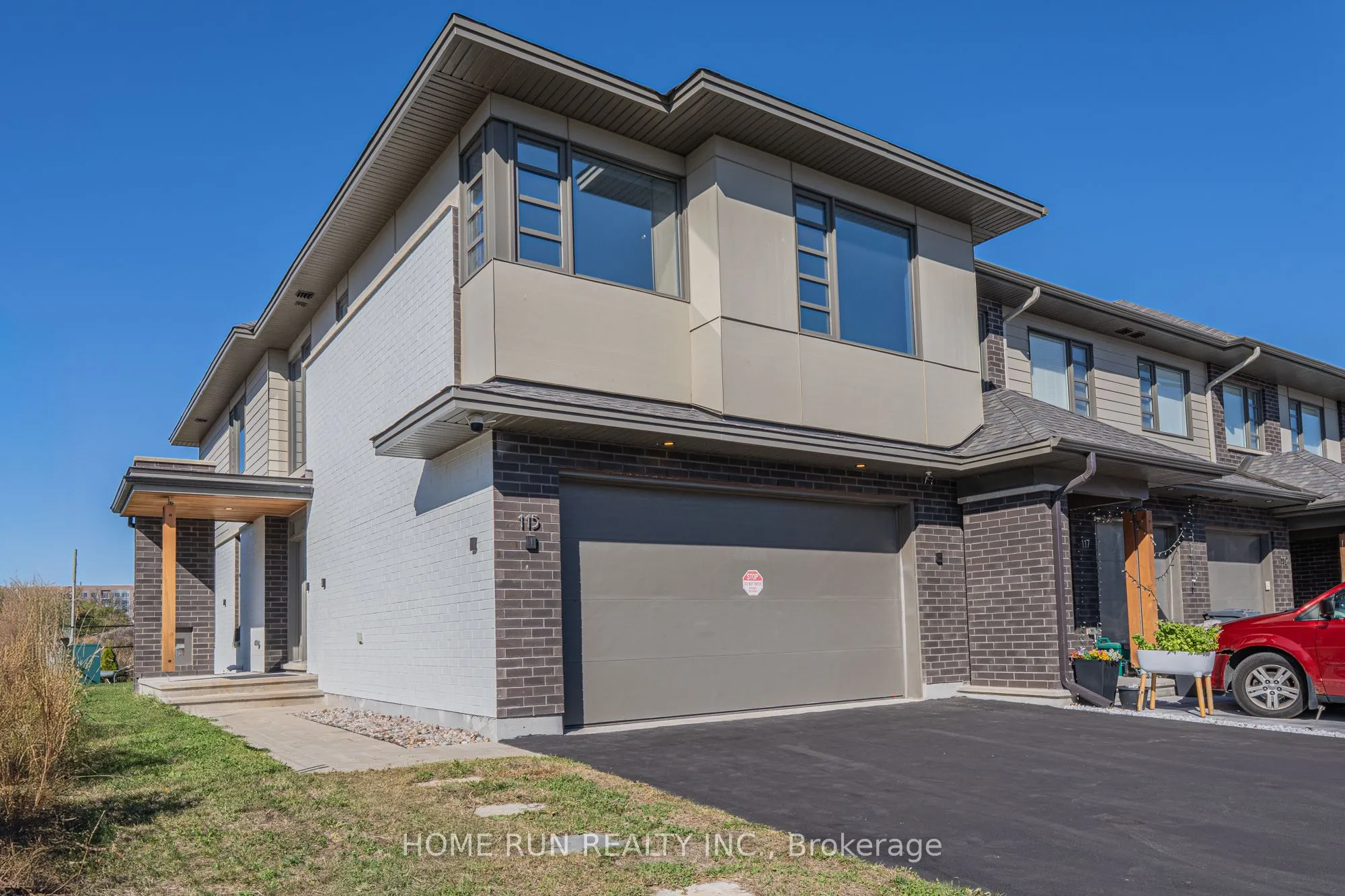 115 Longworth Avenue, ON K1T 0S7