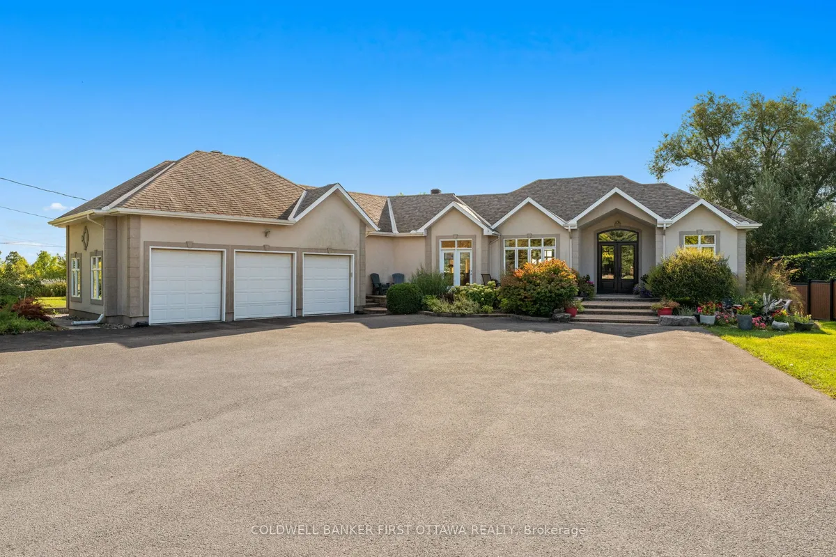 358 River Road, ON K1V 1R8