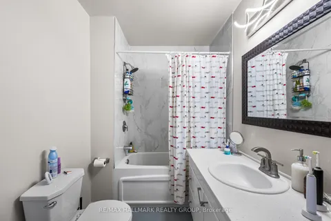 1305 DORCHESTER Avenue, ON K1Z 8E8